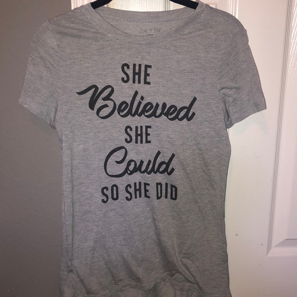 Gray graphic T shirt